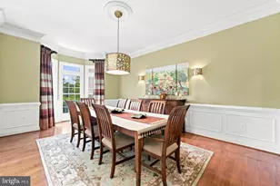 25717 Summerbank Ct, Chantilly, VA 20152 - Photo 14