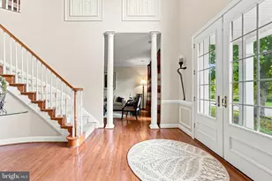 25717 Summerbank Ct, Chantilly, VA 20152 - Photo 10