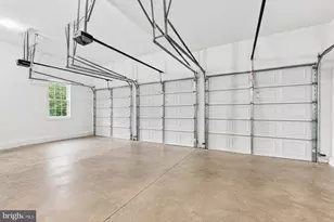 25717 Summerbank Ct, Chantilly, VA 20152 - Photo 118