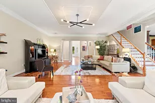 25717 Summerbank Ct, Chantilly, VA 20152 - Photo 28