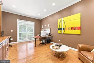 25717 Summerbank Ct, Chantilly, VA 20152 - Photo 20