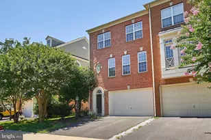 19147 Commonwealth Terrace, Leesburg, VA 20176 - Photo 2