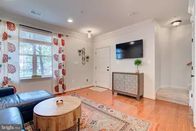 43603 McDowell Square, Leesburg, VA 20176 - Photo 2