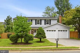 107 Appletree Dr NE, Leesburg, VA 20176 - Photo 1