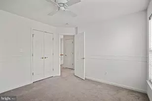 24689 Siltstone Square, Aldie, VA 20105 - Photo 18