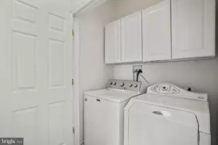 24689 Siltstone Square, Aldie, VA 20105 - Photo 20