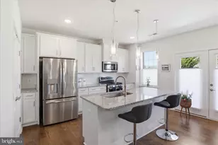 42851 Littlehales Terrace, Ashburn, VA 20148 - Photo 10
