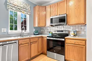 17216 Rosecliff, Round Hill, VA 20141 - Photo 6