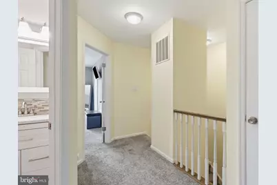 46645 Brownwood Square, Sterling, VA 20164 - Photo 16