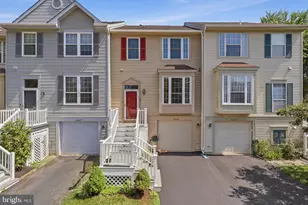 46645 Brownwood Square, Sterling, VA 20164 - Photo 1