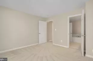 20433 Alderleaf Terrace, Ashburn, VA 20147 - Photo 26