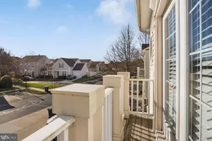 20433 Alderleaf Terrace, Ashburn, VA 20147 - Photo 18