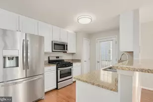 20433 Alderleaf Terrace, Ashburn, VA 20147 - Photo 6