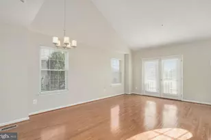 20433 Alderleaf Terrace, Ashburn, VA 20147 - Photo 2