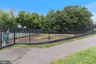 20804 Miranda Falls Square, Sterling, VA 20165 - Photo 46