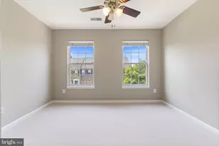 20804 Miranda Falls Square, Sterling, VA 20165 - Photo 28