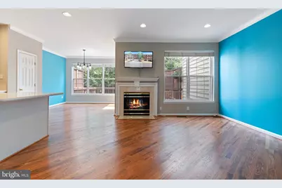 20804 Miranda Falls Square, Sterling, VA 20165 - Photo 6