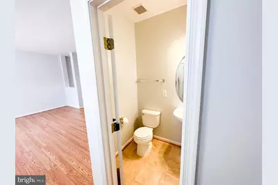 20910 Butterwood Falls Terrace, Sterling, VA 20165 - Photo 6