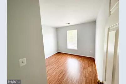 20910 Butterwood Falls Terrace, Sterling, VA 20165 - Photo 10