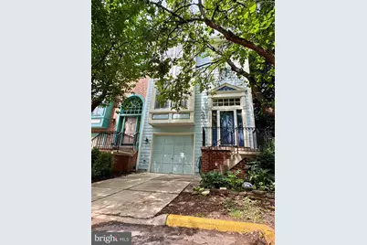 102 Maximillian Court SW, Leesburg, VA 20175 - Photo 2