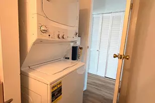 115 E Concord Ct, Sterling, VA 20164 - Photo 10