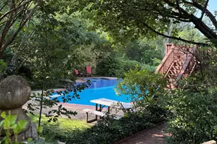 21467 Estate Pl, Ashburn, VA 20147 - Photo 2