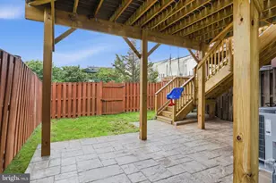1179 Cambria Terrace NE, Leesburg, VA 20176 - Photo 28