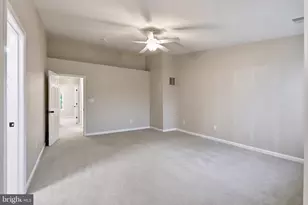 1179 Cambria Terrace NE, Leesburg, VA 20176 - Photo 16