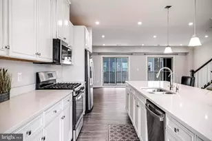 42621 Burbank Terrace, Sterling, VA 20166 - Photo 22