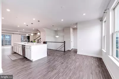 42621 Burbank Terrace, Sterling, VA 20166 - Photo 4