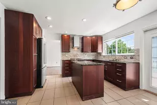 20379 Snowpoint Pl, Ashburn, VA 20147 - Photo 8