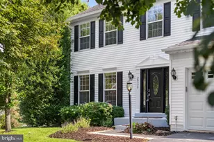 20379 Snowpoint Pl, Ashburn, VA 20147 - Photo 2