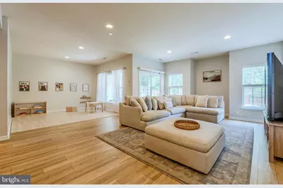 21884 Fieldthorn Terrace, Broadlands, VA 20148 - Photo 8
