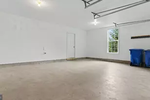 42371 Trellis Square, Brambleton, VA 20148 - Photo 6