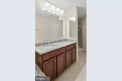 42371 Trellis Square, Brambleton, VA 20148 - Photo 40