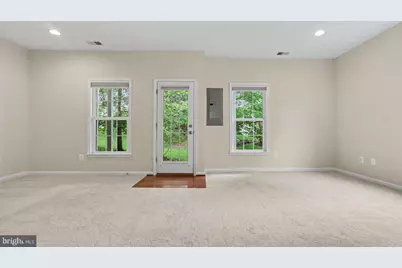 42371 Trellis Square, Brambleton, VA 20148 - Photo 8