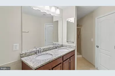 42371 Trellis Square, Brambleton, VA 20148 - Photo 42