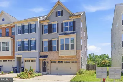 25284 Arrowroot Terrace, Chantilly, VA 20152 - Photo 2