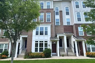 43520 Stonecliff Terrace, Chantilly, VA 20152 - Photo 1