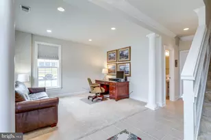 42713 Tunstall Terrace, Ashburn, VA 20147 - Photo 2