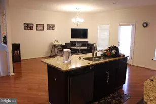 42387 Trellis Square, Brambleton, VA 20148 - Photo 6