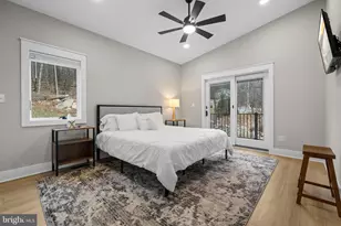 13549 Hanging Rock Ln, Lovettsville, VA 20180 - Photo 18