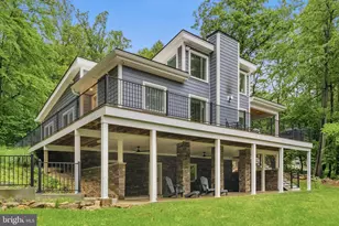13549 Hanging Rock Ln, Lovettsville, VA 20180 - Photo 2