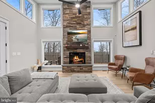 13549 Hanging Rock Ln, Lovettsville, VA 20180 - Photo 4