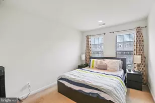 25501 Amber Gate Terrace, Chantilly, VA 20152 - Photo 18