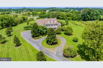 19949 Pleasant Meadow Lane, Purcellville, VA 20132 - Photo 2