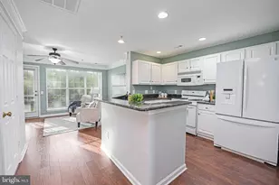 46964 Courtyard Sq, Sterling, VA 20164 - Photo 12