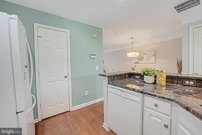 46964 Courtyard Square, Sterling, VA 20164 - Photo 14