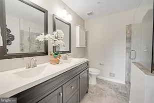 46964 Courtyard Sq, Sterling, VA 20164 - Photo 20