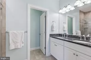20200 Center Brook Square, Sterling, VA 20165 - Photo 26